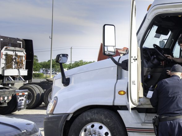 Understanding Truckers’ Laws and Rights