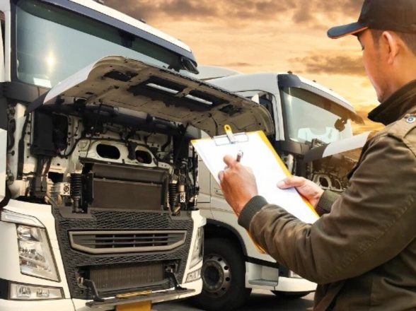 15-Minute Pre-Trip Inspection Checklist for Truckers