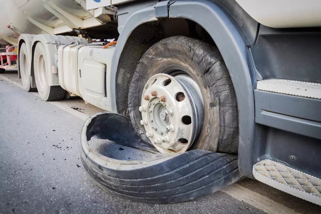 What To Do in Case of a Truck Accident