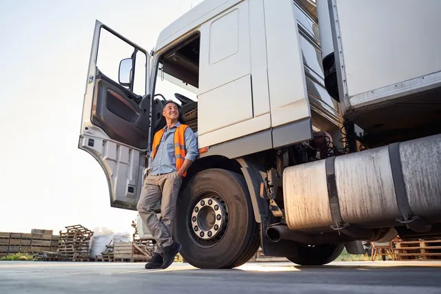 Owner Operator vs Company Driver: Which Is Better and Why